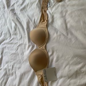 Calvin Klein Nude Strapless Bra